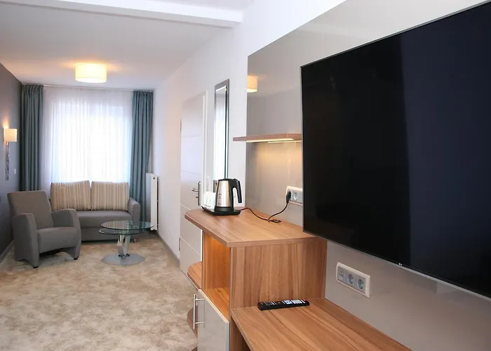 Отель Petersen 3*